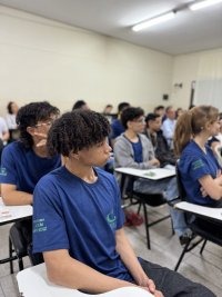 Inspiração e aprendizado: Jovens da Osceia recebem visita especial do Grupo Natureza