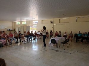 Programa Alvorecer promove tarde de cuidado integral para os idosos com especialistas