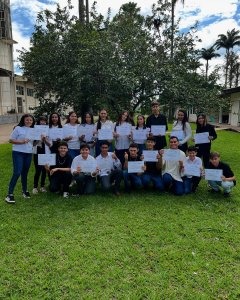 Certificados na mão e sonhos em movimento!