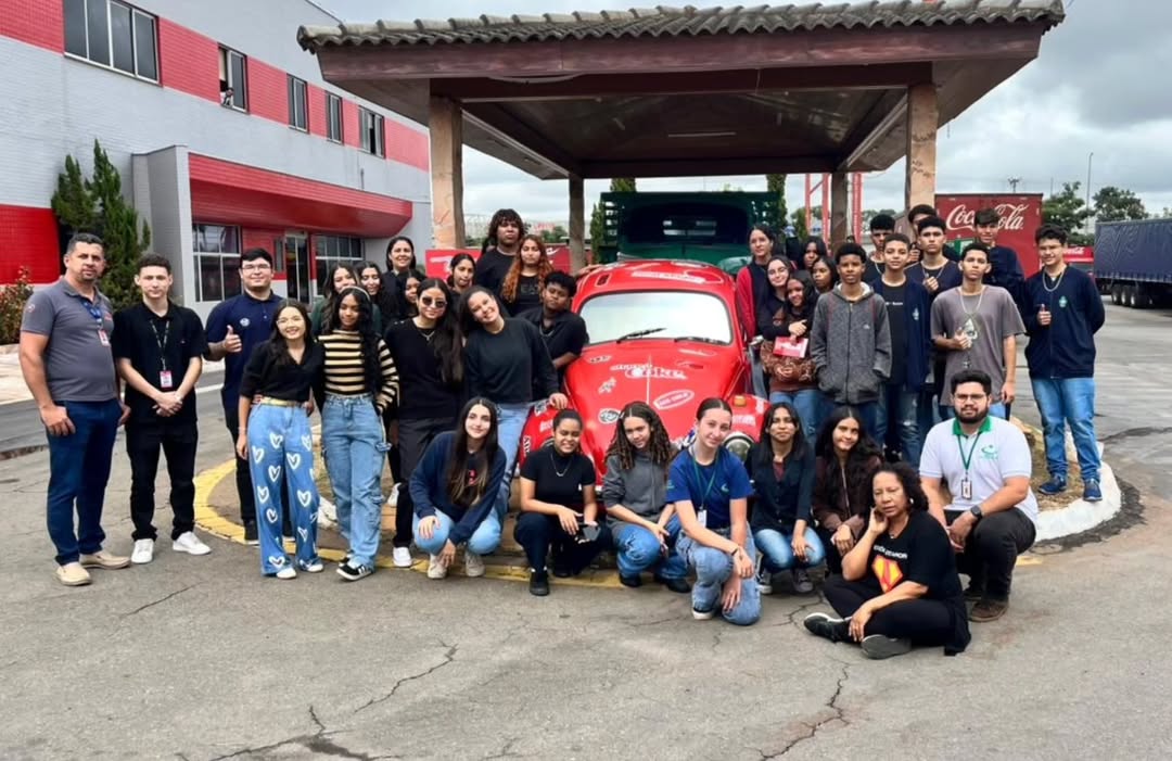 🚛 Visita Técnica à Refrescos Bandeirantes – Logística na prática! 🏭📦