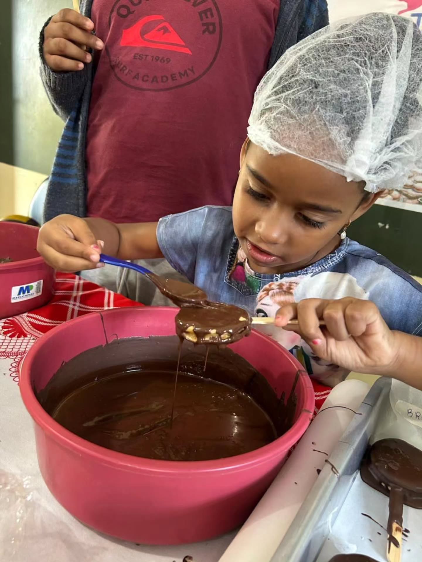 Oficina de alfajor celebra a infância e fortalece ações de prevenção
